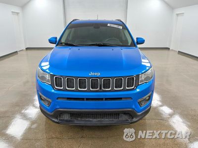 Piąte zdjęcie samochodu w środku: 2017 JEEP COMPASS LATITUDE VIN:3C4NJCBB6HT682125 - miniatura