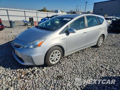 2014 TOYOTA PRIUS V THREE JTDZN3EU3E3331540 - główne zdjęcie licytacji z USA - miniatura