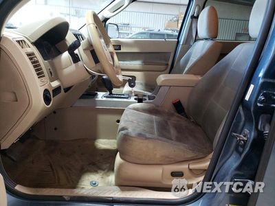Zdjęcie 7 z 13 samochodu: 2011 FORD ESCAPE XLT VIN:1FMCU9DG0BKB99549 - miniatura
