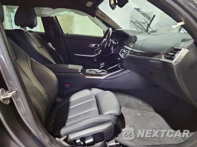 Zdjęcie 7 z 12 samochodu: 2021 BMW 330XI GT VIN:3MW5R7J08M8C04234 - miniatura
