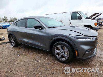 Czwarte zdjęcie samochodu z boku: 2023 FORD MUSTANG MACH-E SELECT VIN:3FMTK1S56PMA85600 - miniatura