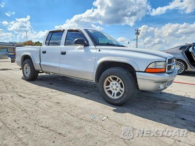 Czwarte zdjęcie samochodu z boku: 2004 DODGE DAKOTA QUAD SLT VIN:1D7HL48N94S763961 - miniatura