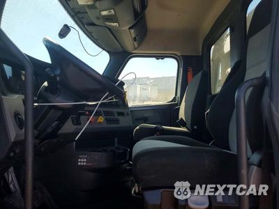Zdjęcie 7 z 13 samochodu: 2021 FREIGHTLINER CASCADIA 126 SEMI TRUCK VIN:3AKJHLFG5MSMV3695 - miniatura