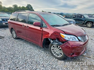 Czwarte zdjęcie samochodu z boku: 2017 TOYOTA SIENNA XLE 8-PASSENGER VIN:5TDYZ3DC8HS816350 - miniatura