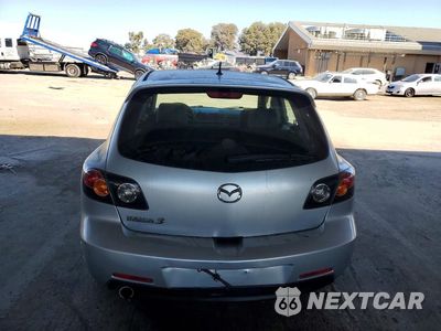 Zdjęcie 6 z 13 samochodu: 2006 MAZDA 3 HATCHBACK VIN:JM1BK344261475377 - miniatura