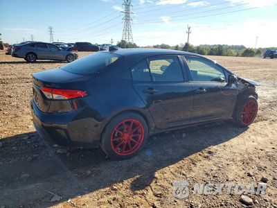 Trzecie zdjęcie samochodu z tyłu: 2022 TOYOTA COROLLA LE VIN:JTDEPMAE3NJ209561 - miniatura