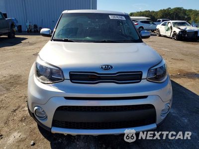 Piąte zdjęcie samochodu w środku: 2018 KIA SOUL + VIN:KNDJP3A54J7607958 - miniatura