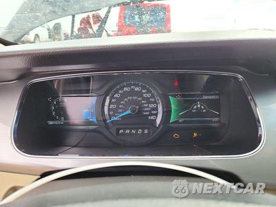 Zdjęcie 9 z 13 samochodu: 2018 FORD TAURUS SEL VIN:1FAHP2E80JG138807 - miniatura