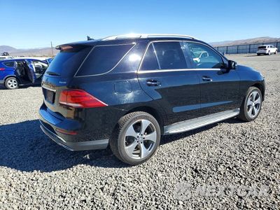 Trzecie zdjęcie samochodu z tyłu: 2016 MERCEDES-BENZ GLE 300D 4MATIC VIN:4JGDA0EB5GA651732 - miniatura