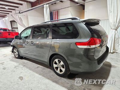Drugie zdjęcie samochodu z przodu: 2012 TOYOTA SIENNA LE VIN:5TDKK3DC1CS263656 - miniatura