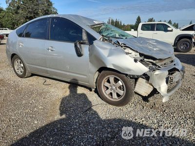 Czwarte zdjęcie samochodu z boku: 2004 TOYOTA PRIUS BASE VIN:JTDKB20U740101012 - miniatura