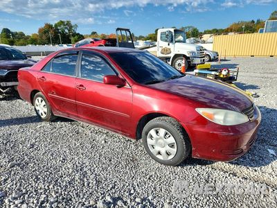 Czwarte zdjęcie samochodu z boku: 2003 TOYOTA CAMRY LE VIN:4T1BE32K93U134461 - miniatura
