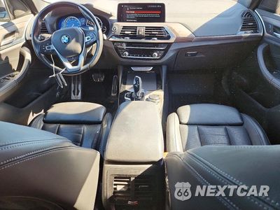 Zdjęcie 8 z 13 samochodu: 2018 BMW X3 XDRIVE30I VIN:5UXTR9C56JLC82032 - miniatura