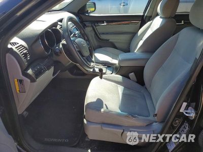 Zdjęcie 7 z 13 samochodu: 2012 KIA SORENTO LX VIN:5XYKT3A16CG213185 - miniatura