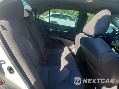 Zdjęcie 10 z 12 samochodu: 2019 TOYOTA CAMRY LE VIN:4T1B11HK4KU718935 - miniatura