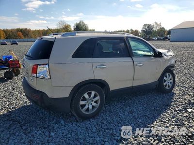Trzecie zdjęcie samochodu z tyłu: 2012 KIA SORENTO LX VIN:5XYKT4A66CG216458 - miniatura