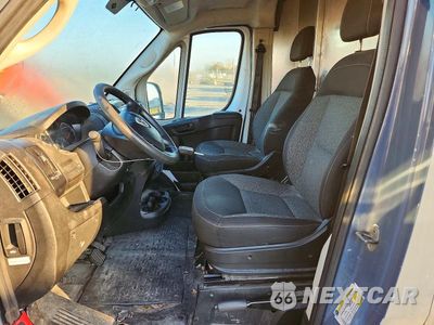 Zdjęcie 7 z 13 samochodu: 2018 RAM PROMASTER 2500 DELIVERY VAN VIN:3C6TRVDG8JE161218 - miniatura