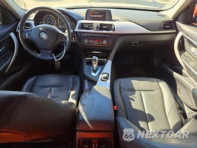 Zdjęcie 8 z 12 samochodu: 2014 BMW 320 I XDRIVE VIN:WBA3C3G5XENS71159 - miniatura