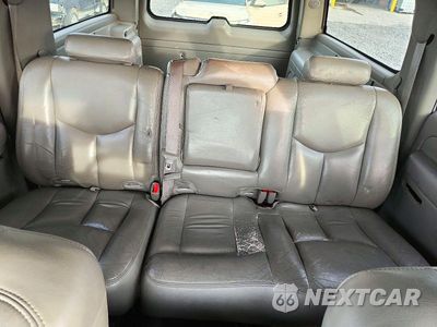 Zdjęcie 10 z 13 samochodu: 2004 GMC YUKON XL K1500 VIN:1GKFK16Z24J236766 - miniatura