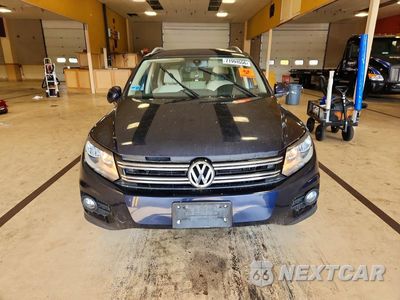 Piąte zdjęcie samochodu w środku: 2015 VOLKSWAGEN TIGUAN S VIN:WVGBV7AX8FW607926 - miniatura