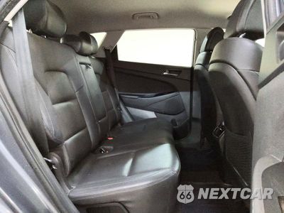 Zdjęcie 11 z 13 samochodu: 2016 HYUNDAI TUCSON LIMITED VIN:KM8J33A20GU111756 - miniatura