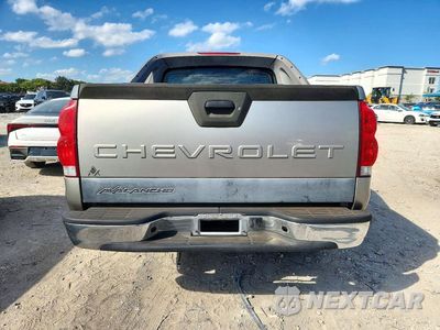 Zdjęcie 6 z 12 samochodu: 2003 CHEVROLET AVALANCHE C1500 VIN:3GNEC13T33G284966 - miniatura