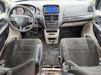 Zdjęcie 8 z 13 samochodu: 2013 RAM TRADESMAN VIN:2C4RRGAG0DR723814 - miniatura