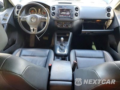 Zdjęcie 8 z 14 samochodu: 2013 VOLKSWAGEN TIGUAN S VIN:WVGBV7AX3DW540312 - miniatura