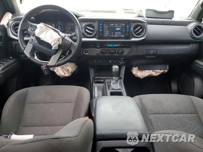 Zdjęcie 8 z 12 samochodu: 2017 TOYOTA TACOMA TRD SPORT VIN:3TMAZ5CN2HM043360 - miniatura