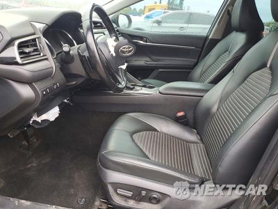 Zdjęcie 7 z 13 samochodu: 2020 TOYOTA CAMRY SE VIN:4T1G11AK3LU374628 - miniatura