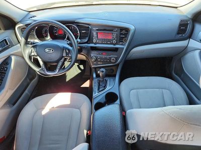 Zdjęcie 8 z 12 samochodu: 2011 KIA OPTIMA LX VIN:KNAGM4A72B5176086 - miniatura