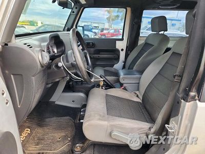 Zdjęcie 7 z 12 samochodu: 2010 JEEP WRANGLER SPORT VIN:1J4AA2D12AL104029 - miniatura