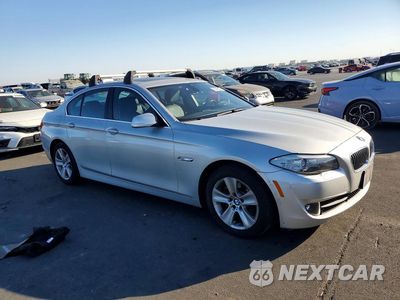 Czwarte zdjęcie samochodu z boku: 2012 BMW 528 I VIN:WBAXG5C58CDY29486 - miniatura