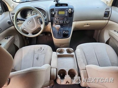 Zdjęcie 8 z 13 samochodu: 2011 KIA SEDONA LX VIN:KNDMG4C78B6405049 - miniatura