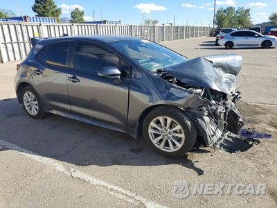 Czwarte zdjęcie samochodu z boku: 2023 TOYOTA COROLLA HATCHBACK SE VIN:JTND4MBE8P3207309 - miniatura
