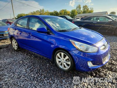 Czwarte zdjęcie samochodu z boku: 2013 HYUNDAI ACCENT GLS VIN:KMHCU4AEXDU340155 - miniatura