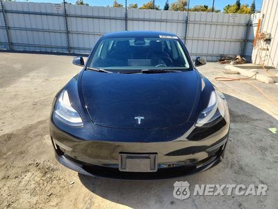 Piąte zdjęcie samochodu w środku: 2022 TESLA MODEL 3 VIN:5YJ3E1EA1NF291302 - miniatura