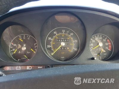 Zdjęcie 9 z 12 samochodu: 1982 MERCEDES-BENZ 380 SL VIN:WDBBA45A8CB018512 - miniatura