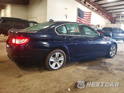 Trzecie zdjęcie samochodu z tyłu: 2013 BMW 528 XI VIN:WBAXH5C56DD109828 - miniatura