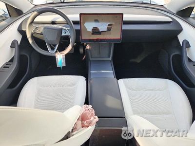 Zdjęcie 8 z 12 samochodu: 2024 TESLA MODEL 3 VIN:5YJ3E1EB2RF811800 - miniatura