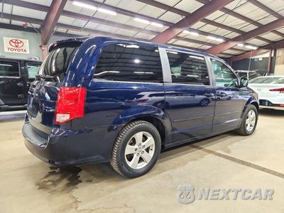 Trzecie zdjęcie samochodu z tyłu: 2013 DODGE GRAND CARAVAN SE VIN:2C4RDGBG8DR517072 - miniatura