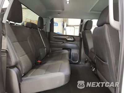 Zdjęcie 10 z 12 samochodu: 2026 CHEVROLET SILVERADO K1500 RST VIN:1GCUKEED5TZ254243 - miniatura