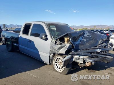 Czwarte zdjęcie samochodu z boku: 2001 GMC NEW SIERRA C1500 VIN:2GTEC19T311143997 - miniatura