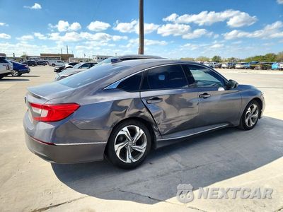 Trzecie zdjęcie samochodu z tyłu: 2018 HONDA ACCORD EX VIN:1HGCV1F43JA056039 - miniatura