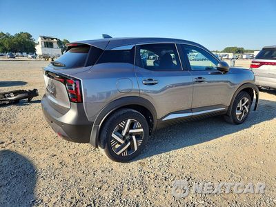 Trzecie zdjęcie samochodu z tyłu: 2025 NISSAN KICKS SV VIN:3N8AP6CA3SL318874 - miniatura