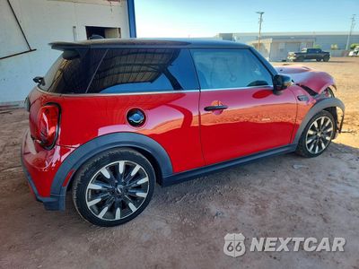 Trzecie zdjęcie samochodu z tyłu: 2023 MINI COOPER S VIN:WMW53DH07P2T23465 - miniatura