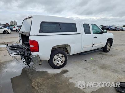 Trzecie zdjęcie samochodu z tyłu: 2011 CHEVROLET SILVERADO C1500 LT VIN:1GCRCSE09BZ245672 - miniatura