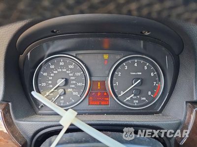 Zdjęcie 9 z 12 samochodu: 2013 BMW 328 I VIN:WBADW3C57DJ526163 - miniatura