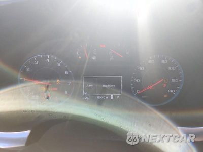 Zdjęcie 9 z 13 samochodu: 2019 CHEVROLET TRAVERSE LS VIN:1GNERFKW7KJ147324 - miniatura