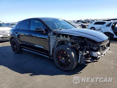 Czwarte zdjęcie samochodu z boku: 2023 PORSCHE CAYENNE GTS COUPE VIN:WP1BG2AY5PDA32643 - miniatura